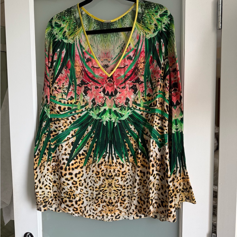 Elie Tahari silk blouse